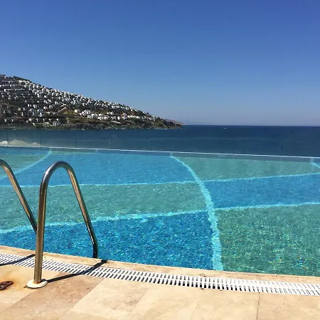 Duplex With Private Beach In Bodrum